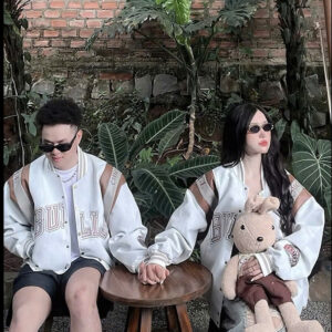 Áo Khoác Bomber Couple Nam Nữ Form Rộng Phối Màu Trắng Kem
